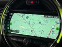 MINI ヴィクトリア 5ドア ナビゲーションパッケージ Bluetooth LEDヘッドライト LEDフォグライト 純正15インチアルミホイール ETC 禁煙車 盗難防止装置 アイドリングストップ 横滑防止装置 中古車画像_4