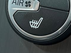 ●フロントシートヒーティング：運転席・助手席共に三段階で調節が可能なシートヒーターを装備しております。季節を問わず快適にご使用いただけます。 5