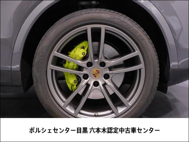 カイエン Ｅ　ハイブリッド　ワンオーナー・認定中古車・禁煙車（20枚目）