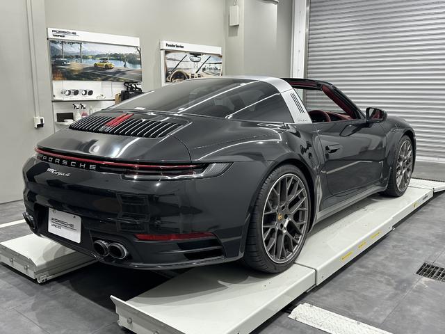 911 911タルガ4 ブラックラッピング・PDLS・21インチ(4枚目)