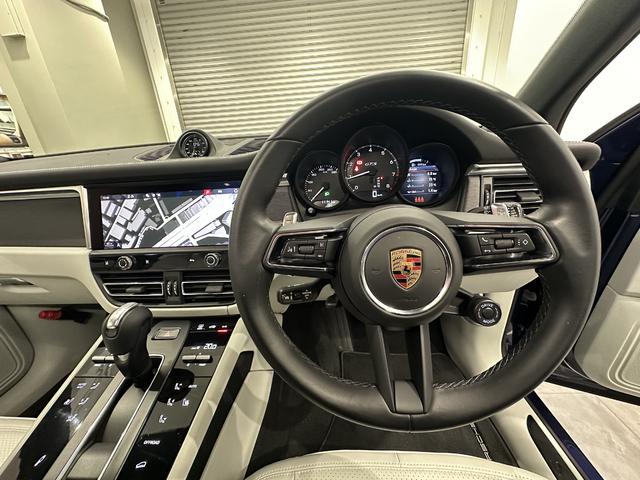 マカン マカンGTS パノラマルーフ・パワステプラス・BOSE(11枚目)