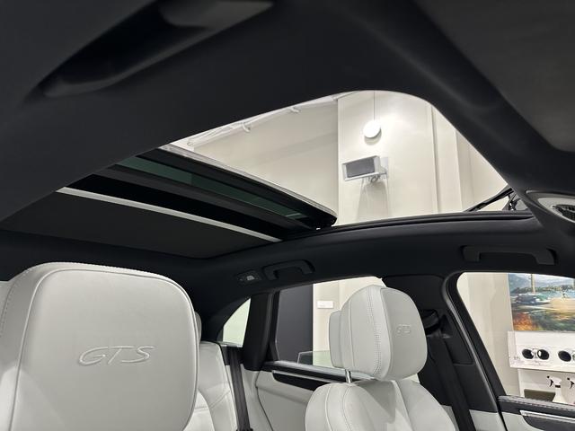 マカン マカンGTS パノラマルーフ・パワステプラス・BOSE(17枚目)