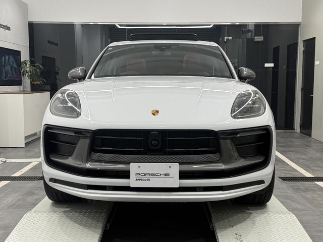 �O���F�̓L�������z���C�g�ł��B