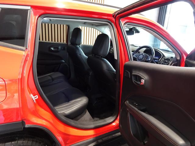 乗り降りしやすい広い開口部