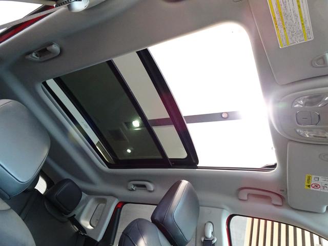 電動オープンのサンルーフ