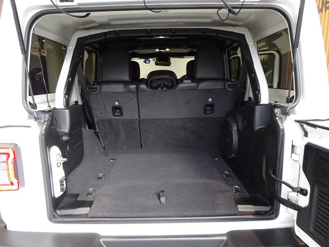 ジープ・ラングラーアンリミテッド ワンオーナー 黒革シ-ト LEDライト Bカメラ Bluetooth純正ナビ 前後ドラレコ AppleCarPlay ナビ フルセグTV レーダーブレーキ BMS Bカメラ ETC 純正アルミ(14枚目)