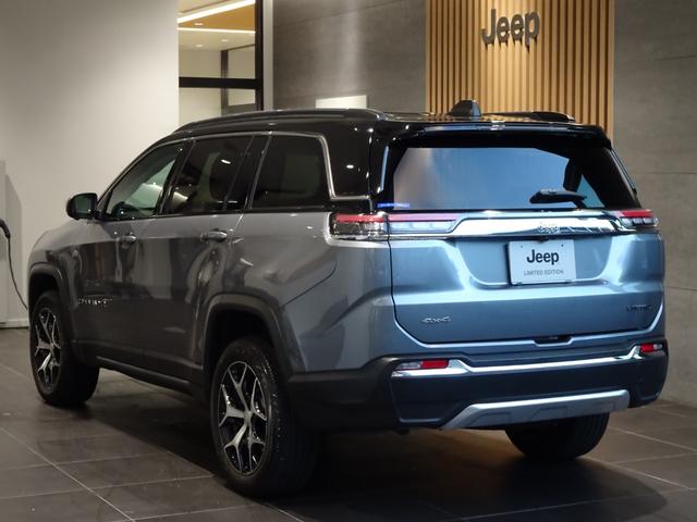 ジープ・コマンダー リミテッド ディーゼル 7人乗り 3列シート 純正ナビ・全周囲カメラ・CarPlay・Bluetooth・スマートキー・LEDライト・純正18インチAW・コーナーセンサー・パワーバックドア・シートヒーター・ETC(5枚目)