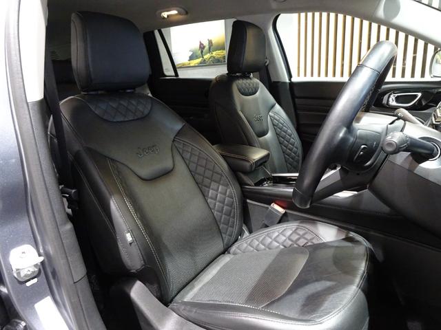 ジープ・コマンダー リミテッド ディーゼル 7人乗り 3列シート 純正ナビ・全周囲カメラ・CarPlay・Bluetooth・スマートキー・LEDライト・純正18インチAW・コーナーセンサー・パワーバックドア・シートヒーター・ETC(25枚目)