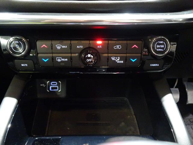 ジープ・コマンダー リミテッド ディーゼル 7人乗り 3列シート 純正ナビ・全周囲カメラ・CarPlay・Bluetooth・スマートキー・LEDライト・純正18インチAW・コーナーセンサー・パワーバックドア・シートヒーター・ETC(41枚目)