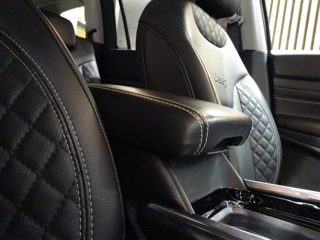 ジープ・コマンダー リミテッド ディーゼル 7人乗り 3列シート 純正ナビ・全周囲カメラ・CarPlay・Bluetooth・スマートキー・LEDライト・純正18インチAW・コーナーセンサー・パワーバックドア・シートヒーター・ETC(43枚目)