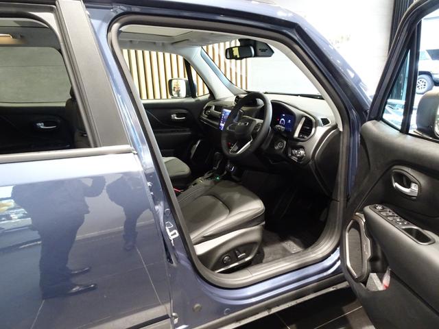 乗り降りしやすい広い開口部