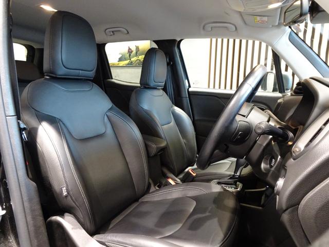 ジープ・レネゲード 　ワンオーナー　黒革シート　シートヒーター　前後ドラレコ　　衝突軽減ブレーキ　アダプティブクルーズコントロール　ＢＭＳ　ＥＴＣ　純正ナビ　ＡｐｐｌｅＣａｒＰｌａｙ　Ｂカメラ　フルセグＴＶ（24枚目）