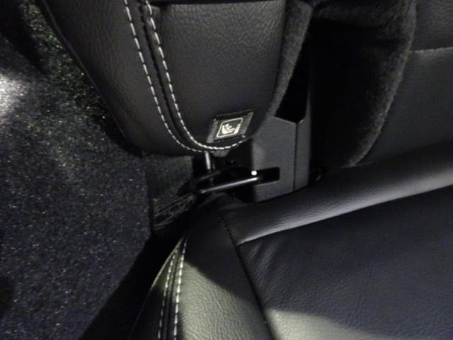 ジープ・ラングラーアンリミテッド 　ワンオーナー　黒革シ－ト　ＬＥＤライト　Ｂカメラ　Ｂｌｕｅｔｏｏｔｈ純正ナビ　　ＡｐｐｌｅＣａｒＰｌａｙ　ナビ　フルセグＴＶ　前面衝突警報　ＢＳＭ　　ＥＴＣ　　（ブライトホワイトクリアコート）（20枚目）