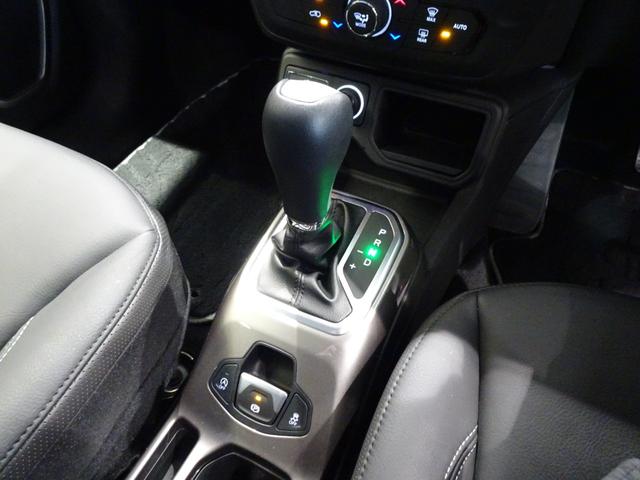 ジープ・レネゲード （41枚目）