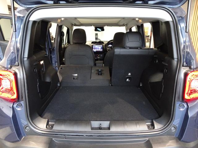 ジープ・レネゲード アルティテュード　ｅ－ハイブリッド（17枚目）