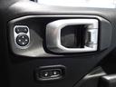 ウィリス　アダプティブクルーズコントロール　Ｂｌｕｅｔｏｏｔｈ　ＡｐｐｌｅＣａｒＰｌａｙ　フロントカメラ　サイドカメラ　バックカメラ　純正１７インチアルミホイール　ＥＴＣ　認定中古車保証付き（29枚目）