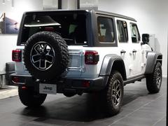 ���ҹ���ʻ��Ź�ޤȤʤ�ޤ��������ͤ��ܤ����Ǥ��ä���ȥ��ƥʥ󥹤�����ĺ���ޤ��� 5