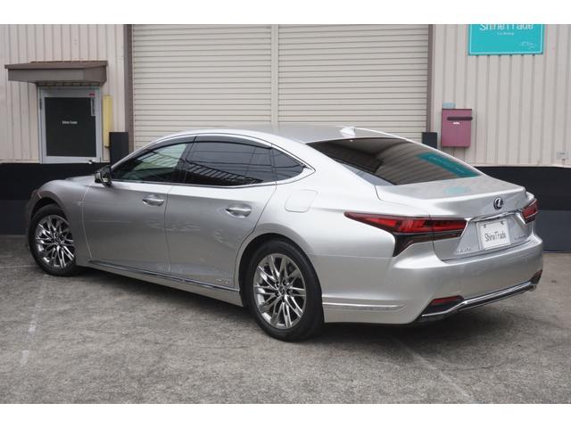 LS LS500h エグゼクティブ ワンオーナー車・アドバンストパーク・マークレビンソン・リヤエンタメ・レクサスセーフティーシステム・ブラック本革シート・リフレッシングシート・1500Wコンセント・デジタルインナーミラー(6枚目)