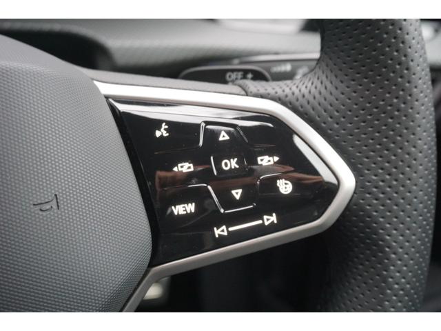 プリクラッシュブレーキシステム・レーンチェンジアシストシステム・リヤトラフィックアラート・駐車支援システム