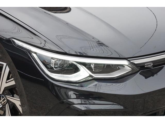 ＬＥＤマトリックスヘッドライト・前後ＩＱ．ＬＩＧＨＴです。ダイナミックターンインジケーター付