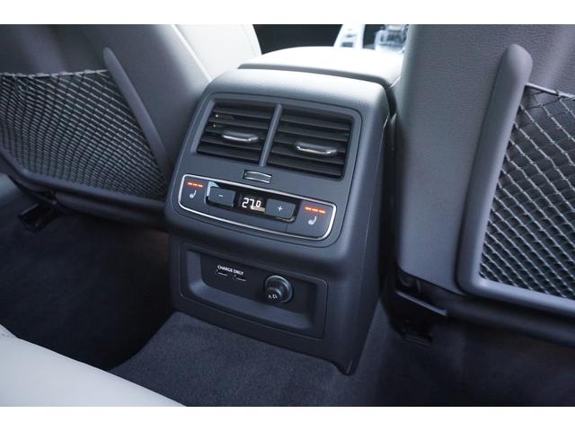 Ａ４ Ｓラインコンペティションプラス　１２５台限定車・新車保証・ＡＷＤクラッチ式ｑｕａｔｔｒｏ・バーチャルコックピット・ＭＭＩ・全席シートヒーター・ＡＣＣ・Ａｕｄｉ　Ｓｐｏｒｔ製専用１９インチ・レッドキャリパー・ドアエントリーライト（57枚目）