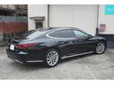 LS LS500h エグゼクティブ ワンオーナー車・アドバンストパーク・マークレビンソン・リヤエンタメ・レクサスセーフティーシステム・ブラック本革シート・リフレッシングシート・1500Wコンセント・デジタルインナーミラー(8枚目)