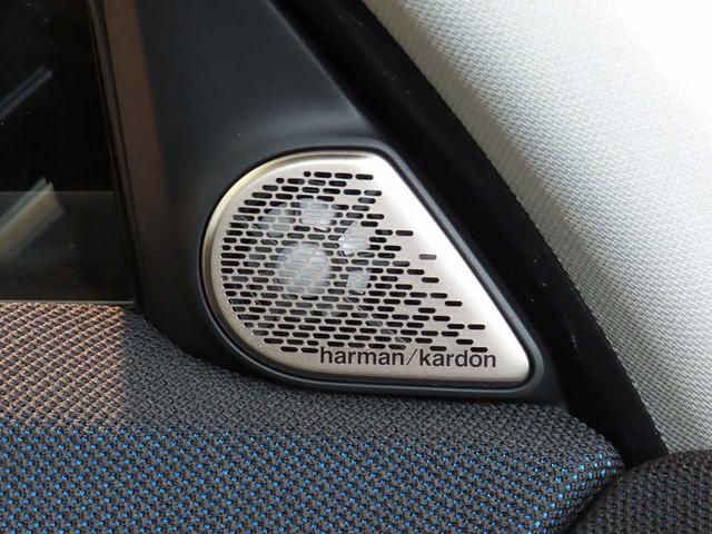 ＭＩＮＩ カントリーマンＳオール４　クラシック・トリム　クラシックトリムＭパッケージ＝ブラック内装＋外観樹脂パーツ採用・ハーマンカードンスピーカー＋べスキンクロスパワーシート＋プライバシーガラス＋インテリアカメラ（14枚目）