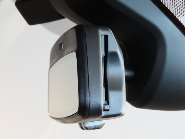 ＭＩＮＩ クーパーＳＤクロスオーバーオール４ミニユアーズトリム　ＡＣＣ搭載　アップルカープレイ対応ＨＤＤナビ＋ＥＴＣ　パワーリアゲート　Ｙｏｕｒｓトリム＝ヒーター付ブラックレザーシート＋専用装飾＋１９インチブリティッシュホイール（14枚目）