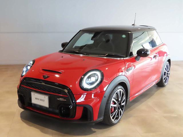 ＭＩＮＩ ジョンクーパーワークス　ジョンクーパーワークストリム　アップルカープレイインテグレーション＋ＥＴＣ２．０　パークセンサー付バックカメラ　デジタルメーター　電子サイドブレーキタイプＡＣＣ搭載　ヒータ付ダイナミカレザーコンビシート（15枚目）