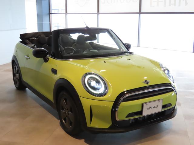 ＭＩＮＩ クーパー　コンバーチブル　クラシック・トリム　アップルカープレイ対応タッチＨＤＤナビ＋ＥＴＣ２．０　パークセンサー付バックカメラ　Ｙｏｕｒｓトップ　衝突被害軽減ブレーキ搭載　ヘッドアップディスプレイ＋デジタルメーター（13枚目）