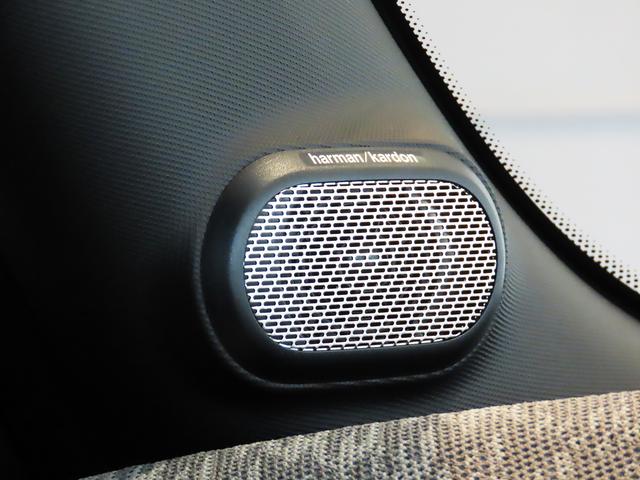ＭＩＮＩ クーパーＣ　フェイバリット・トリム　認定中古車輌　禁煙使用ワンオーナー記録簿　フェイバードトリムグレー内装＋１７インチＵスポークホイール　Ｍパッケージハーマンカードンスピーカー＋プライバシーガラス＋インテリアカメラ　ＡＣＣ　ナビ＋ＥＴＣ（24枚目）