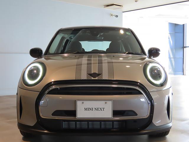 ＭＩＮＩ クーパーＤ　クラシック・トリム　認定中古車輌　禁煙ワンオーナー整備記録簿　衝突被害軽減ブレーキ搭載　フェドンストリートＥＤ専用オリジナルデカール　ＨＤＤナビ＋ＥＴＣ　パークセンサー付バックカメラ　ドライビングモード　１６ｉｎホイール（16枚目）