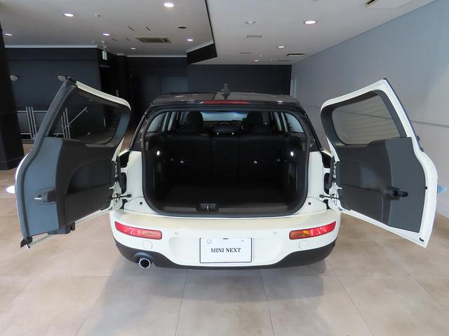 ＭＩＮＩ クーパーＤ　クラブマン　認定中古車輌　禁煙ワンオーナー整備記録簿　ＡＣＣ搭載　シートヒーター　デジタルメーター＋ヘッドアップディスプレイ　ＨＤＤナビ＋ＥＴＣ　パークセンサー付バックカメラ　キック開閉スプリットドア（23枚目）