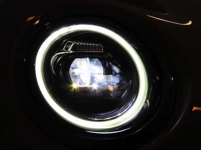 ＭＩＮＩ クーパーＤ　クラブマン　認定中古車輌　禁煙ワンオーナー整備記録簿　ＡＣＣ搭載　シートヒーター　デジタルメーター＋ヘッドアップディスプレイ　ＨＤＤナビ＋ＥＴＣ　パークセンサー付バックカメラ　キック開閉スプリットドア（25枚目）