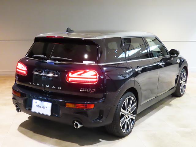 ＭＩＮＩ クーパＳＤクラブマンプレミアム＋Ｐミニユアーズトリム　認定中古車輌　禁煙ワンオーナー整備記録簿　アップルカープレイ対応ＨＤＤナビ　ＥＴＣ　パークセンサー付バックカメラ　ＡＣＣ　Ｙｏｕｒｓスタイル　１８ｉｎブリティッシュホイール　ヒーター付ブラックレザー（24枚目）