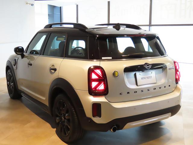 ＭＩＮＩ クーパーＳ　Ｅ　クロスオーバー　オール４　認定中古車輌　禁煙ワンオーナー整備記録簿　ＡＣＣ搭載　フロントヒーター付シート　ＭＩＮＩドライビングモード　タッチＨＤＤナビ＋ＥＴＣ　パークセンサ付バックカメラ　　キック開閉パワーテールゲート（21枚目）