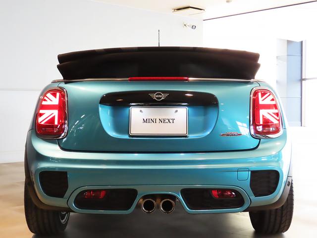 ＭＩＮＩ ジョンクーパーワークス　コンバーチブル　認定中古車輌　禁煙ワンオーナー整備記録簿　ＡＣＣ搭載　ヒーター付モルトブラウンレザーシート　走行距離０．５万キロ　タッチＨＤＤナビ　ＥＴＣ　パークセンサー付バックカメラ　ヘッドアップディスプレイ（25枚目）