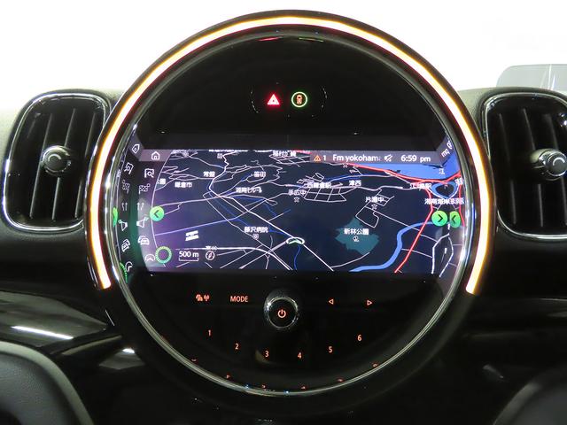 MINI クーパーD クロスオーバー 認定中古車輌 禁煙ワンオーナー整備記録簿 ACC デジタルメーター+ヘッドアップディスプレイ ドライビングモード タッチパネルHDDナビ ETC 前後パークセンサー付バックカメラ パワーテールゲート(6枚目)