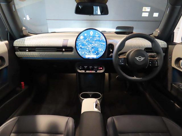 MINI クーパーS フェイバリット・トリム 認定中古車輌 禁煙使用ワンオーナー記録簿 フェイバードトリム ナイトシェード内装+フラッシュAW Mパッケージ ハーマンカードンスピーカー+プライバシーガラス+インテリアカメラ ACC ナビ+ETC(2枚目)