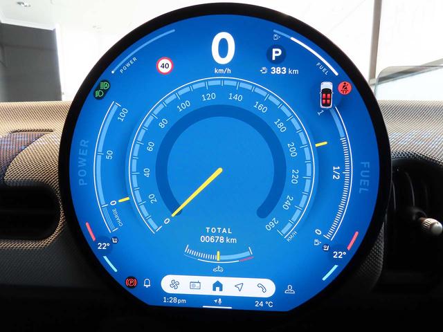 MINI クーパーS フェイバリット・トリム 認定中古車輌 禁煙使用ワンオーナー記録簿 フェイバードトリム ナイトシェード内装+フラッシュAW Mパッケージ ハーマンカードンスピーカー+プライバシーガラス+インテリアカメラ ACC ナビ+ETC(8枚目)