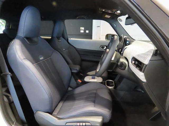 MINI クーパーS フェイバリット・トリム 認定中古車輌 禁煙使用ワンオーナー記録簿 フェイバードトリム ナイトシェード内装+フラッシュAW Mパッケージ ハーマンカードンスピーカー+プライバシーガラス+インテリアカメラ ACC ナビ+ETC(13枚目)