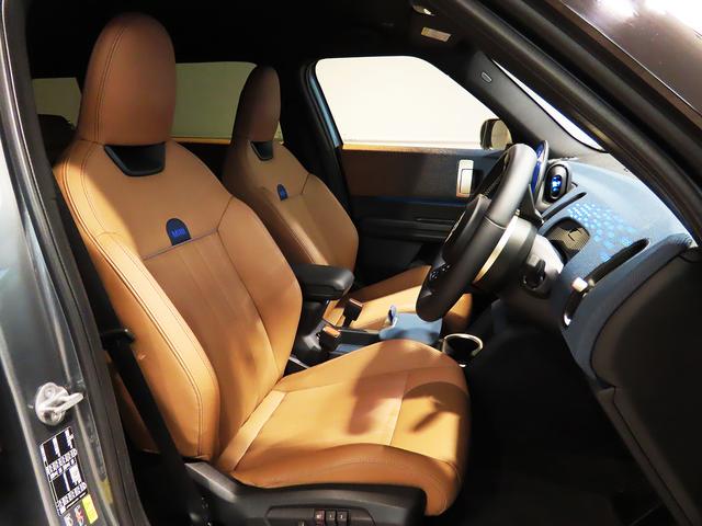 ＭＩＮＩ カントリーマンＳＥオール４　フェイバリット・トリム　認定中古車輌　禁煙使用ワンオーナー記録簿　フェイバードトリムＭパッケージグラデーション内装＋専用装飾　ハーマンカードンスピーカー＋ビンテージブラウンパワーシート＋２０ｉｎホイール＋プライバシーガラス（12枚目）