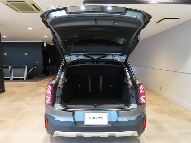 ＭＩＮＩ カントリーマンＳＥオール４　フェイバリット・トリム　認定中古車輌　禁煙使用ワンオーナー記録簿　フェイバードトリムＭパッケージグラデーション内装＋専用装飾　ハーマンカードンスピーカー＋ビンテージブラウンパワーシート＋２０ｉｎホイール＋プライバシーガラス（15枚目）