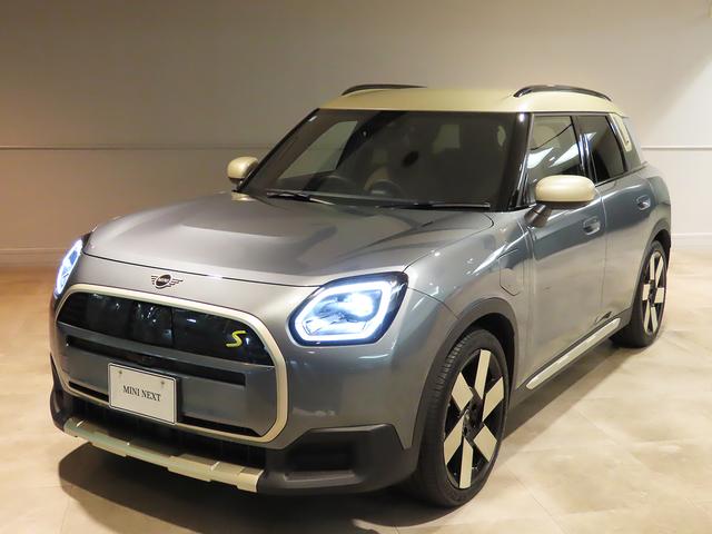 ＭＩＮＩ カントリーマンＳＥオール４　フェイバリット・トリム　認定中古車輌　禁煙使用ワンオーナー記録簿　フェイバードトリムＭパッケージグラデーション内装＋専用装飾　ハーマンカードンスピーカー＋ビンテージブラウンパワーシート＋２０ｉｎホイール＋プライバシーガラス（20枚目）