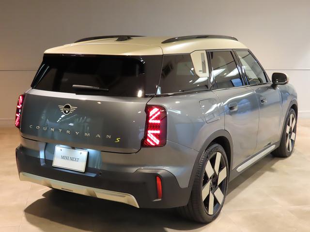 ＭＩＮＩ カントリーマンＳＥオール４　フェイバリット・トリム　認定中古車輌　禁煙使用ワンオーナー記録簿　フェイバードトリムＭパッケージグラデーション内装＋専用装飾　ハーマンカードンスピーカー＋ビンテージブラウンパワーシート＋２０ｉｎホイール＋プライバシーガラス（24枚目）