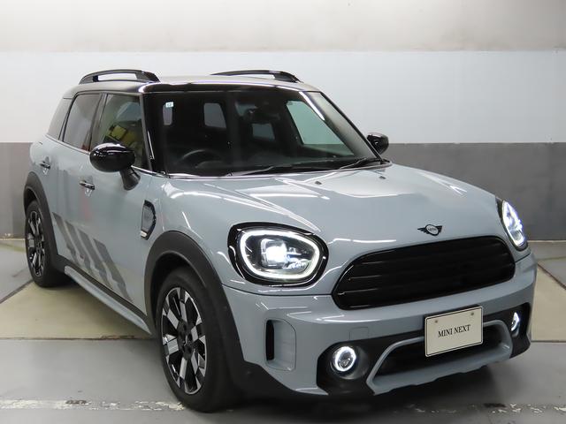 フロントフェイスはＭＩＮＩアイコンとして永らく愛されるデザイン性の良さと、ブランドの魅力を感じる事ができます。