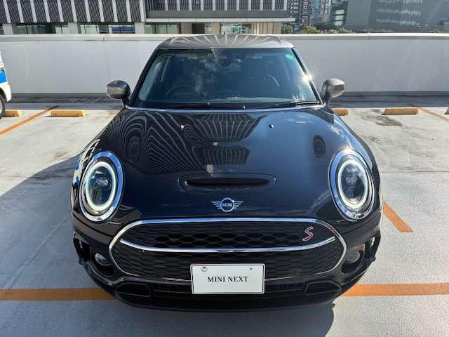 ＭＩＮＩ クーパーＳ　クラブマン　クラシック・トリム　定中古車輌　禁煙ワンオーナー整備記録簿　衝突被害軽減ブレーキ搭載　フロントシートヒーター　１８ｉｎホイール　アップルカープレイ　ＥＴＣ　パークセンサー付バックカメラ　ＬＥＤオートヘッドライト（15枚目）