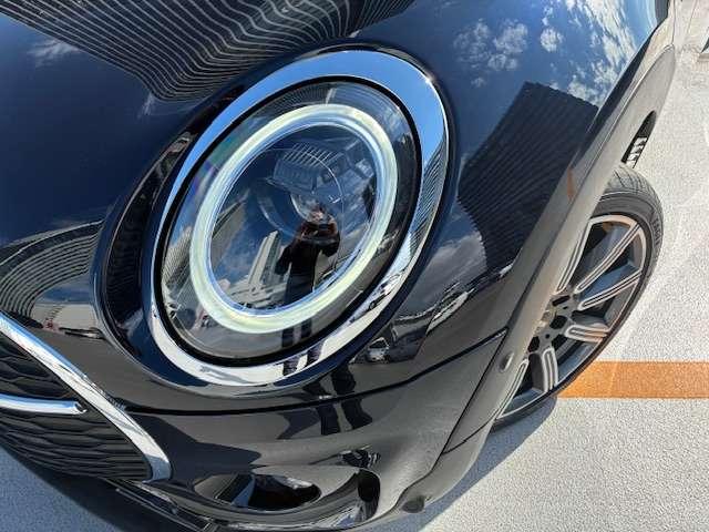 ＭＩＮＩ クーパーＳ　クラブマン　クラシック・トリム　定中古車輌　禁煙ワンオーナー整備記録簿　衝突被害軽減ブレーキ搭載　フロントシートヒーター　１８ｉｎホイール　アップルカープレイ　ＥＴＣ　パークセンサー付バックカメラ　ＬＥＤオートヘッドライト（19枚目）