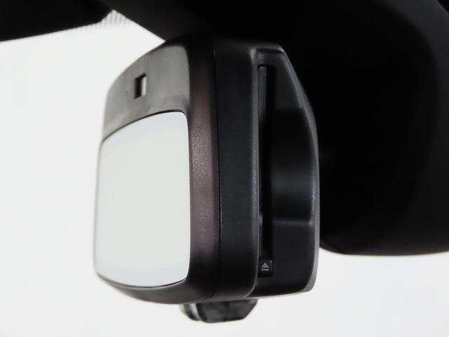 ＭＩＮＩ ジョンクーパーワークス　コンバーチブル　ＪＣＷトリム　認定中古車輌　禁煙使用定期点検整備記録簿　電子サイドブレーキタイプＡＣＣ　ヒーター付ダイナミカレザーコンビシート　アップルカープレイインテグレーション＋ＥＴＣ　バックカメラ　ヘッドアップディスプレイ（28枚目）