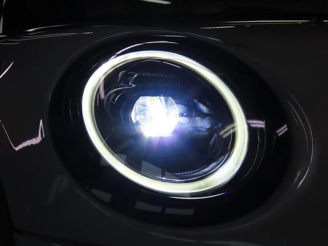 ＭＩＮＩ ジョンクーパーワークス　コンバーチブル　ＪＣＷトリム　認定中古車輌　禁煙使用定期点検整備記録簿　電子サイドブレーキタイプＡＣＣ　ヒーター付ダイナミカレザーコンビシート　アップルカープレイインテグレーション＋ＥＴＣ　バックカメラ　ヘッドアップディスプレイ（29枚目）